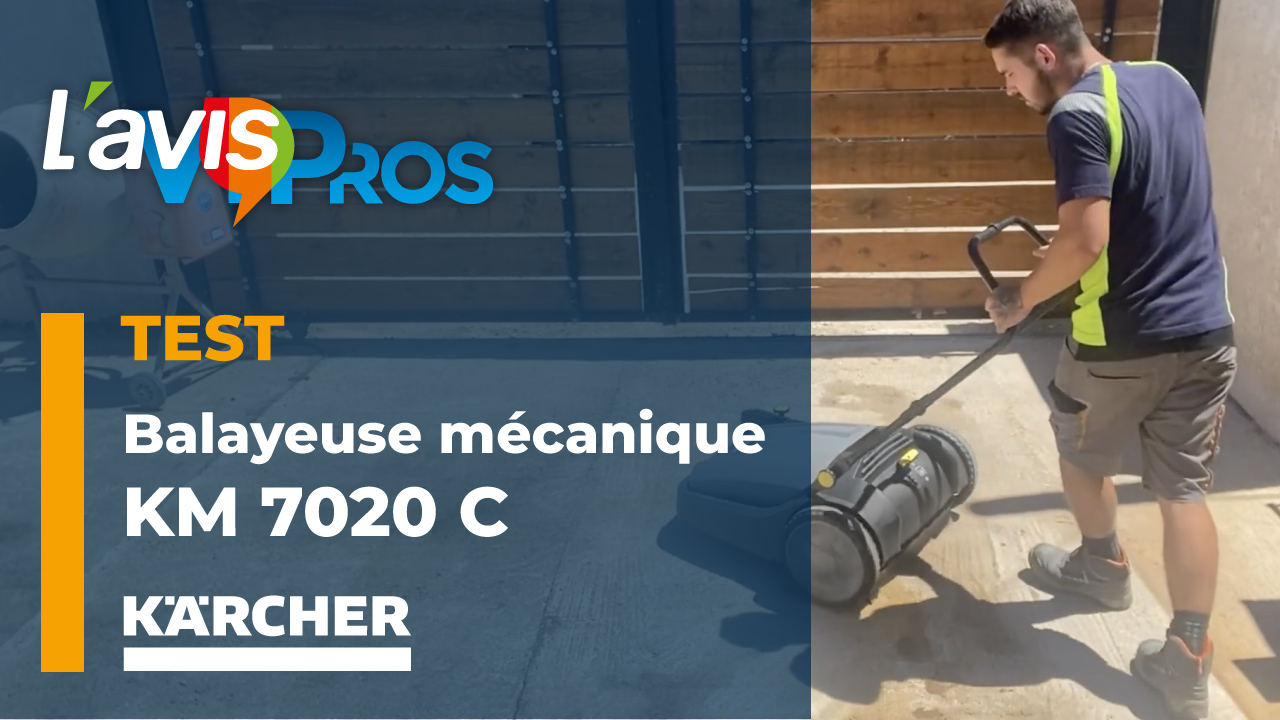 Test de la balayeuse mécanique KM 7020 C de Kärcher | L&rsquo;avisPros