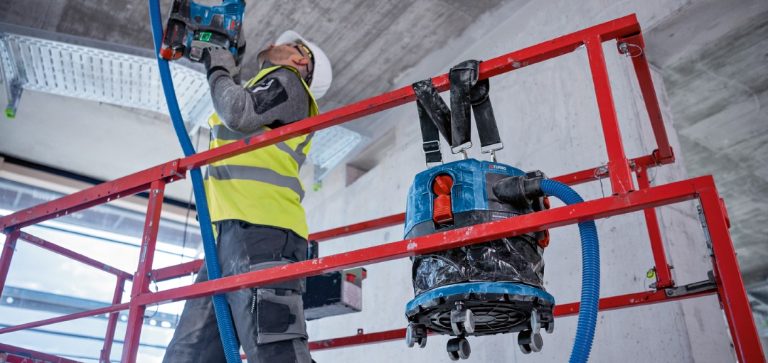 Une protection optimale sur le chantier avec l’aspirateur Bosch Professional GAS 18V-12 MC