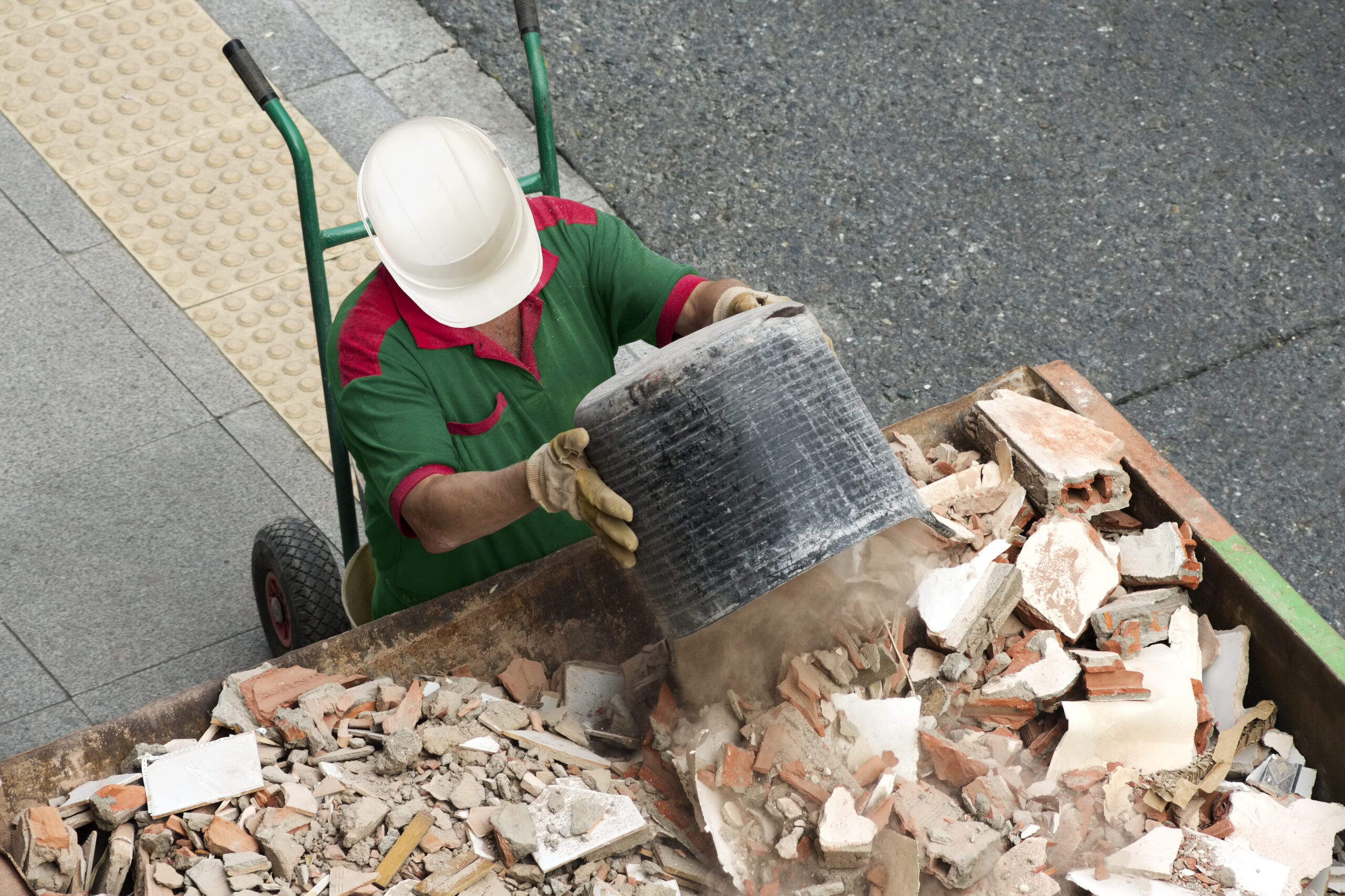 Valobat accompagne les artisans VIPros dans la gestion des déchets de chantier
