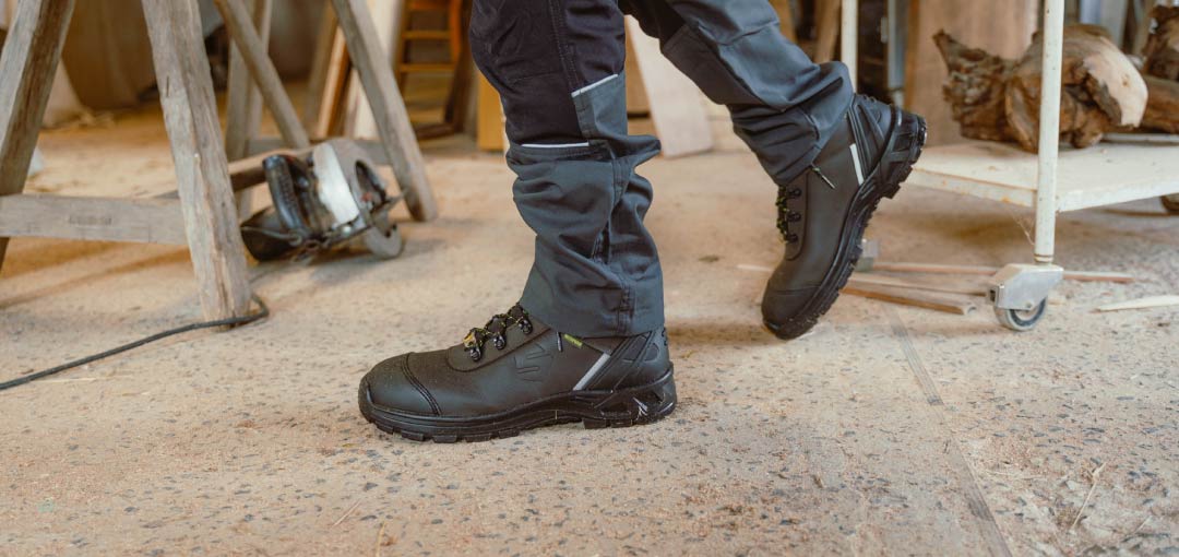 Guide pratique SOLIDUR : comment bien se chausser pour travailler en sécurité ?