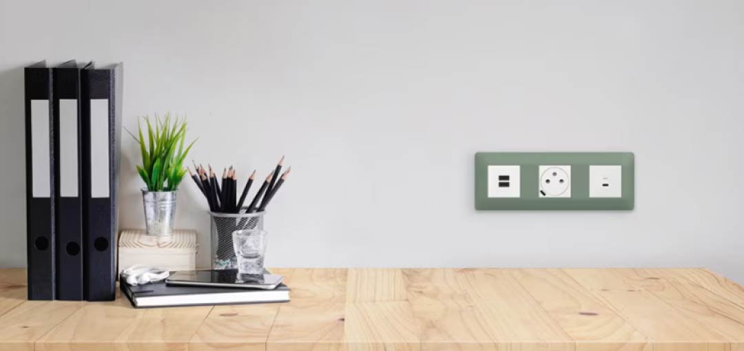 Une charge rapide et efficace avec les prises USB gallery et essensya de Hager