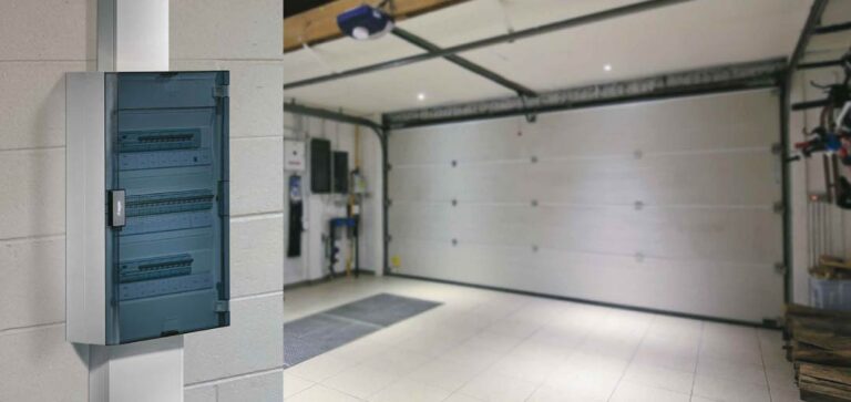 Gagnez du temps sur vos chantiers avec les coffrets de distribution électrique vega de Hager